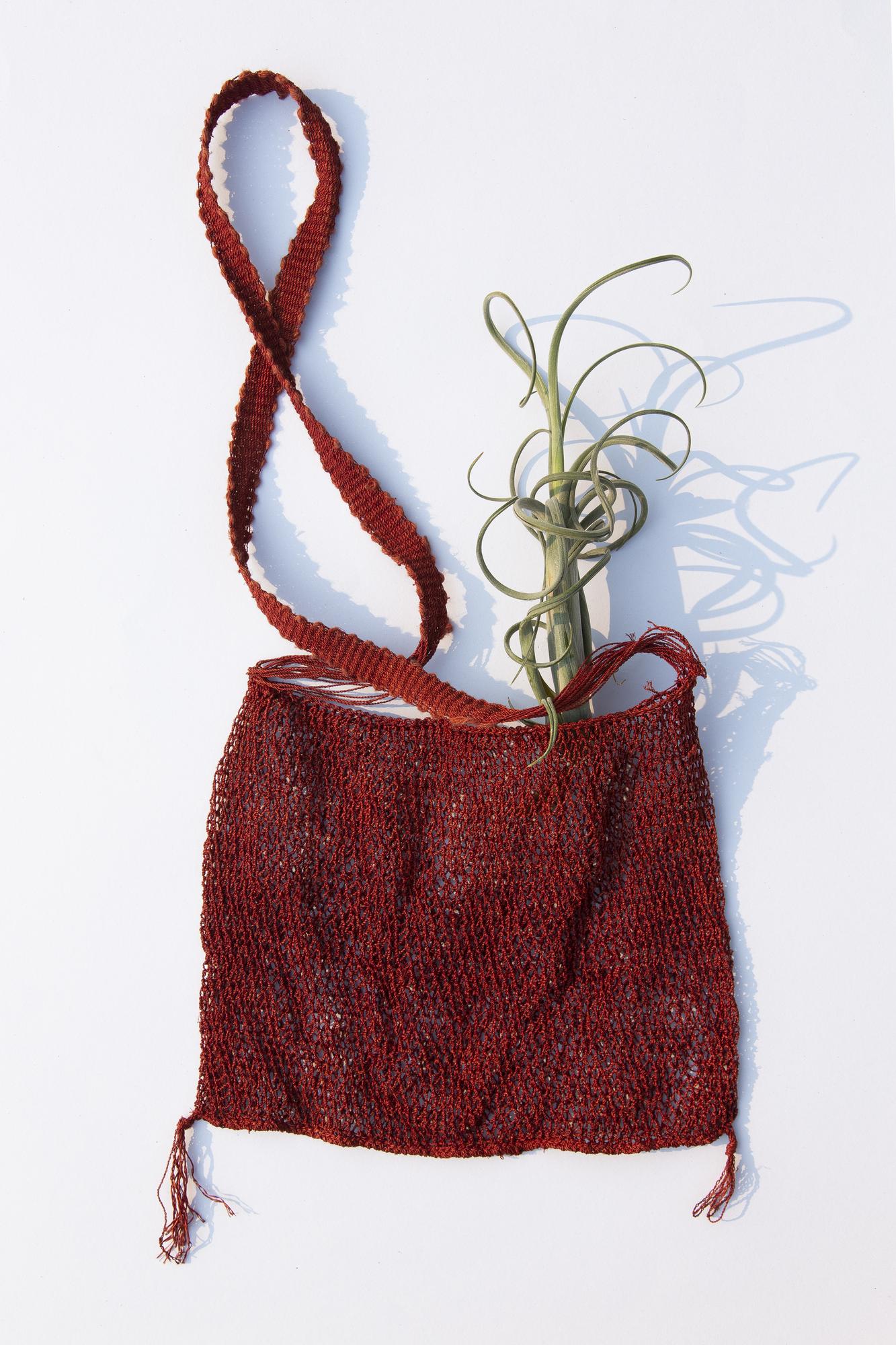 Progetto finale: borsa ricamata